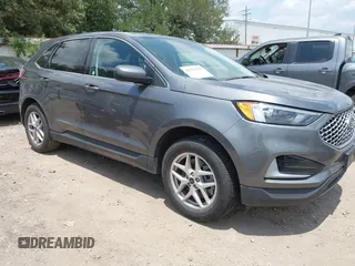 2024 Ford Edge SEL z VIN 2FMPK4J93RBA76574, wystawiony jako IAAI lot #42351233 z przebiegiem 43 982 mil mil oraz . Historia ofert i sprzedaży dostępna na DreamBid. Obrazek 1.
