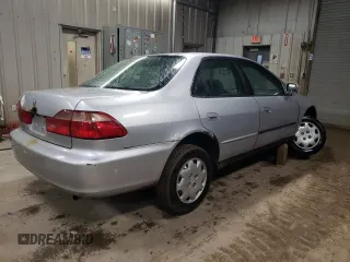 2000 Honda Accord LX z VIN 1HGCG5643YA059339, wystawiony jako Copart lot #42153695 z przebiegiem 169 380 mil mil oraz Szkoda całkowita • Salvage title. Historia ofert i sprzedaży dostępna na DreamBid. Obrazek 3.