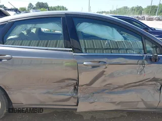 2014 Ford Fusion SE with VIN 3FA6P0HD8ER217256, listed as a IAAI auction lot 41991177 with 77,612 mi miles and . Bid and sale history available at DreamBid. Image 13.
