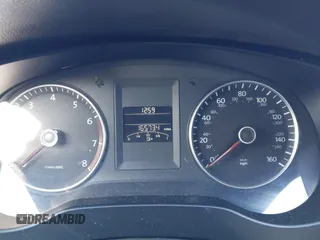 2012 Volkswagen Jetta SE с VIN 3VWDX7AJ3CM327942, выставлен на аукционе IAAI как лот 42146409 с пробегом 165 734 миль миль и . История ставок и продаж доступна на DreamBid. Изображение 7.