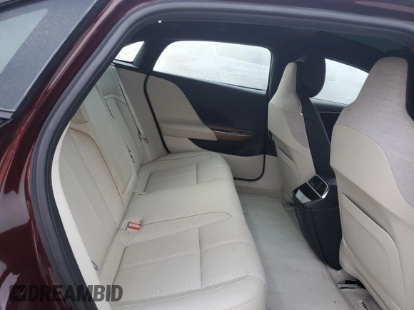 2023 Lucid Air Grand Touring z VIN 50EA1GBA4PA002253, wystawiony jako Copart lot #44174925 z przebiegiem 9760 mil mil oraz Tytuł czysty. Historia ofert i sprzedaży dostępna na DreamBid. Obrazek 10.