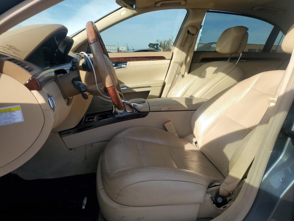 2011 Mercedes-Benz S-Class S 550 with VIN WDDNG7BB4BA394159, listed as a Copart auction lot 85339224 with 131,266 mi miles and Salvage Title. Bid and sale history available at carsss.com. Image 7.