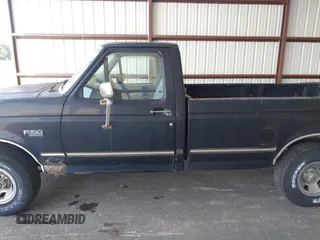 1995 Ford F-150 z VIN 1FTEF14HXSNA28985, wystawiony jako IAAI lot #42630297 z przebiegiem Nie podano mil oraz . Historia ofert i sprzedaży dostępna na DreamBid. Obrazek 14.