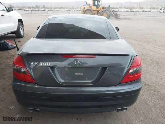 2011 Mercedes-Benz SLK-Class SLK 300 with VIN WDBWK5EA7BF236839, listed as a IAAI auction lot 41739236 with NaN miles. Bid and sale history available at carsss.com. Image 16.