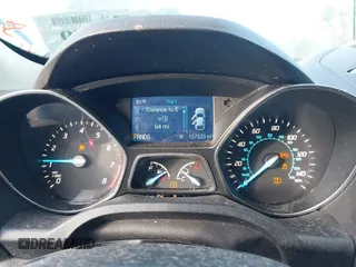 2014 Ford Escape SE with VIN 1FMCU9GX7EUD84797, listed as a IAAI auction lot 41430559 with 157,533 mi miles. Bid and sale history available at carsss.com. Image 7.