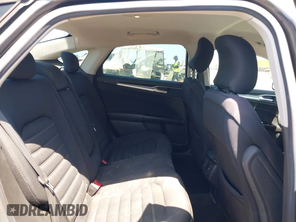 2015 Ford Fusion SE with VIN 3FA6P0H7XFR306483, listed as a IAAI auction lot 42033062 with 159,922 mi miles and . Bid and sale history available at DreamBid. Image 8.