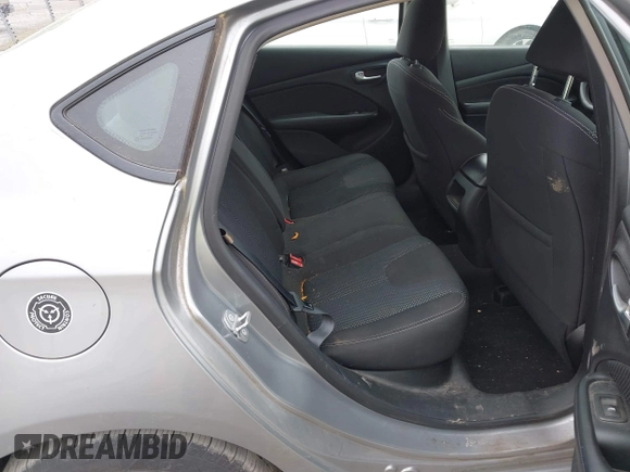 2015 Dodge Dart SXT with VIN 1C3CDFBB3FD315187, listed as a IAAI auction lot 42164138 with 170,165 mi miles. Bid and sale history available at carsss.com. Image 8.