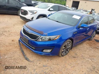 2015 Kia Optima SX z VIN 5XXGR4A76FG478194, wystawiony jako IAAI lot #42037417 z przebiegiem 113 492 mil mil oraz . Historia ofert i sprzedaży dostępna na DreamBid. Obrazek 2.