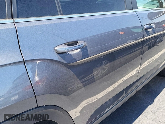 2023 Volkswagen Atlas SE z VIN 1V2HR2CA5PC526012, wystawiony jako IAAI lot #42796408 z przebiegiem 41 216 mil mil oraz . Historia ofert i sprzedaży dostępna na DreamBid. Obrazek 55.
