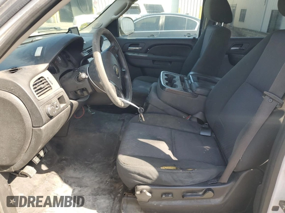 2012 Chevrolet Tahoe Commercial z VIN 1GNLC2E07CR185583, wystawiony jako Copart lot #55288095 z przebiegiem 208 019 mil mil oraz Szkoda całkowita • Salvage title. Historia ofert i sprzedaży dostępna na DreamBid. Obrazek 7.