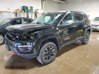 2019 Jeep Compass Trailhawk with VIN 3C4NJDDB1KT660608, listed as a Copart auction lot 51926615 with 81,047 mi miles and Salvage Title. Bid and sale history available at DreamBid. Image 1.