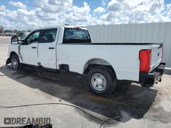 2024 Ford F-250 XL with VIN 1FT7W2AA2RED06780, listed as a Copart auction lot 69590304 with 489 mi miles and Clean title. Bid and sale history available at DreamBid. Image 2.