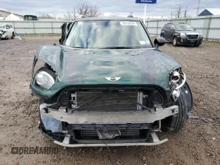 2018 MINI Countryman Cooper S with VIN WMZYT5C39J3E59740, listed as a Copart auction lot 80034544 with 69,735 mi miles and Salvage Title. Bid and sale history available at carsss.com. Image 5.