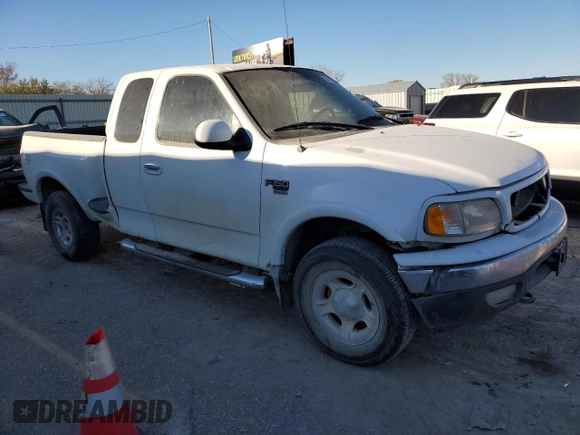 1999 Ford F-150 XL с VIN 1FTRX08L3XKB18916, выставлен на аукционе Copart как лот 81892064 с пробегом 175 280 миль миль и Списание • Salvage title. История ставок и продаж доступна на DreamBid. Изображение 4.