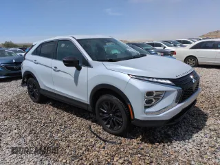 2023 Mitsubishi Eclipse Cross LE z VIN JA4ATVAA1PZ028115, wystawiony jako Copart lot #56330525 z przebiegiem 32 549 mil mil oraz Szkoda całkowita • Salvage title. Historia ofert i sprzedaży dostępna na DreamBid. Obrazek 4.