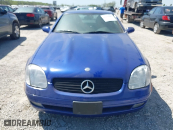 1998 Mercedes-Benz SLK-Class with VIN WDBKK47F7WF075867, listed as a IAAI auction lot 42113106 with 36,870 mi miles. Bid and sale history available at carsss.com. Image 6.