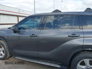 2021 Toyota Highlander L with VIN 5TDZZRAH7MS537442, listed as a IAAI auction lot 41530851 with 56,266 mi miles and . Bid and sale history available at DreamBid. Image 15.