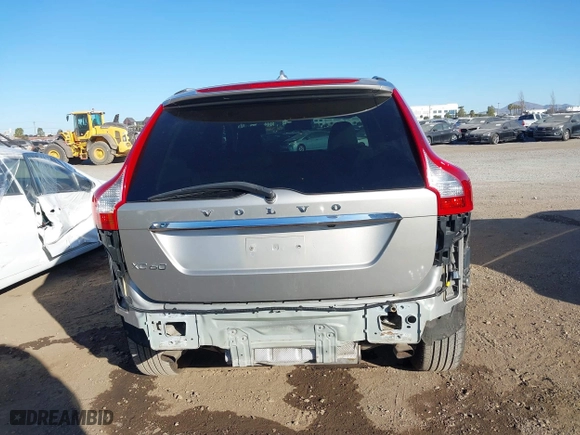 2014 Volvo XC60 3.2L with VIN YV4940DL7E2502500, listed as a IAAI auction lot 41410044 with 54,784 mi miles. Bid and sale history available at carsss.com. Image 17.