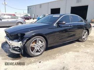 2019 Mercedes-Benz E 300 с VIN WDDZF4JB7KA611577, выставлен на аукционе Copart как лот 56967265 с пробегом 99 682 миль миль и Списание • Salvage title. История ставок и продаж доступна на DreamBid. Изображение 1.