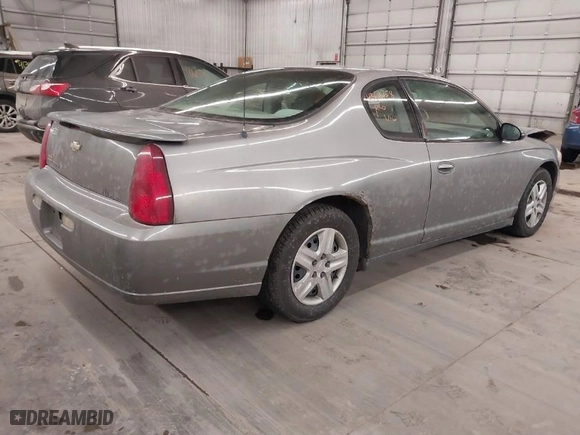 2006 Chevrolet Monte Carlo LS with VIN 2G1WJ15K669386468, listed as a IAAI auction lot 41362758 with 202,242 mi miles. Bid and sale history available at carsss.com. Image 4.