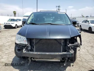 2015 Chrysler Town & Country Touring with VIN 2C4RC1BG6FR534200, listed as a Copart auction lot 55086895 with 206,483 mi miles and Salvage Title. Bid and sale history available at DreamBid. Image 5.