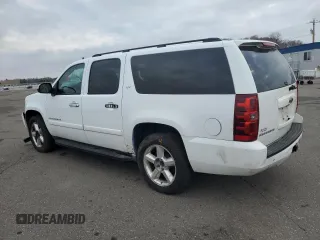 2007 Chevrolet Suburban LTZ with VIN 3GNFK16397G310902, listed as a Copart auction lot 52375025 with 209,421 mi miles and Salvage Title. Bid and sale history available at carsss.com. Image 2.