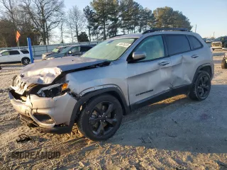 2020 Jeep Cherokee Altitude with VIN 1C4PJLLB3LD573594, listed as a Copart auction lot 48679235 with 46,212 mi miles and Salvage Title. Bid and sale history available at carsss.com. Image 1.