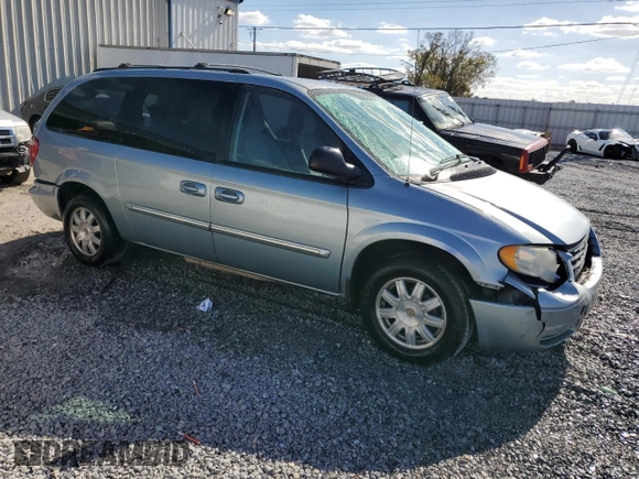 2006 Chrysler Town & Country LWB Touring with VIN 2A4GP54LX6R759484, listed as a Copart auction lot 85043454 with 203,715 mi miles and Salvage Title. Bid and sale history available at carsss.com. Image 4.