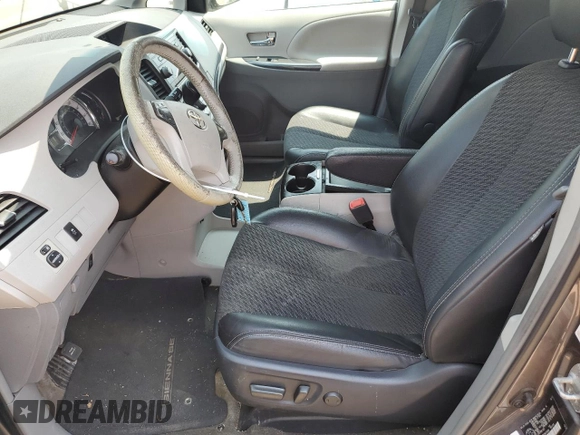 2011 Toyota Sienna SE with VIN 5TDXK3DC2BS175090, listed as a Copart auction lot 62560875 with 250,496 mi miles and Salvage title. Bid and sale history available at DreamBid. Image 7.