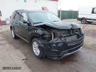 2018 Ford Explorer XLT with VIN 1FM5K7D8XJGA19202, listed as a IAAI auction lot 41211513 with 120,407 mi miles. Bid and sale history available at carsss.com. Image 1.