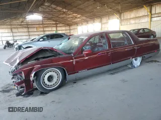 1993 Cadillac Fleetwood z VIN 1G6DW5270PR704750, wystawiony jako Copart lot #88751055 z przebiegiem Nie podano mil oraz Szkody całkowita. Historia ofert i sprzedaży dostępna na DreamBid. Obrazek 1.