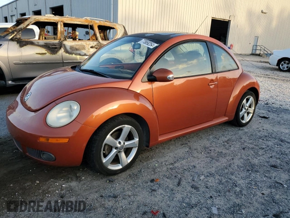 2010 Volkswagen Beetle with VIN 3VWRW3AG8AM032953, listed as a Copart auction lot 77869254 with Not provided miles and Clean title. Bid and sale history available at DreamBid. Image 1.