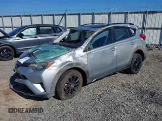 2018 Toyota RAV4 XLE with VIN 2T3RFREVXJW748993, listed as a IAAI auction lot 41878888 with 111,760 mi miles and . Bid and sale history available at DreamBid. Image 17.