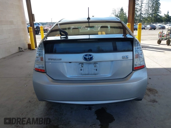 2010 Toyota Prius II with VIN JTDKN3DU4A0147576, listed as a IAAI auction lot 41884045 with 228,018 mi miles. Bid and sale history available at carsss.com. Image 15.