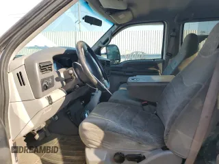 2000 Ford F-350 XL with VIN 1FTSW31F7YED79895, listed as a Copart auction lot 71744804 with 176,241 mi miles and Salvage Title. Bid and sale history available at DreamBid. Image 7.
