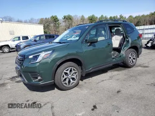 2023 Subaru Forester Premium z VIN JF2SKADC5PH488081, wystawiony jako Copart lot #54124265 z przebiegiem 15 807 mil mil oraz Szkoda całkowita • Salvage title. Historia ofert i sprzedaży dostępna na DreamBid. Obrazek 1.
