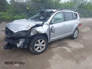 2010 Toyota RAV4 Limited с VIN JTMDF4DV9A5024329, выставлен на аукционе IAAI как лот 42685090 с пробегом Не указан миль и . История ставок и продаж доступна на DreamBid. Изображение 19.
