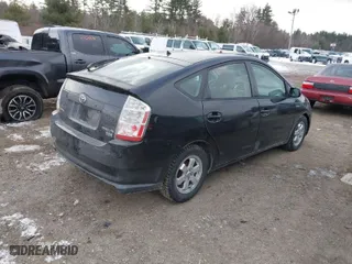 2006 Toyota Prius with VIN JTDKB20U063159951, listed as a IAAI auction lot 41443522 with 146,687 mi miles. Bid and sale history available at carsss.com. Image 4.