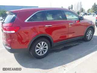 2017 Kia Sorento LX V6 with VIN 5XYPG4A57HG311913, listed as a IAAI auction lot 41764716 with 78,224 mi miles. Bid and sale history available at carsss.com. Image 4.