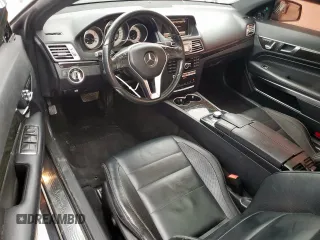 2014 Mercedes-Benz E 350 with VIN WDDKJ5KB6EF282804, listed as a Copart auction lot 54769545 with 139,723 mi miles and Salvage Title. Bid and sale history available at DreamBid. Image 8.