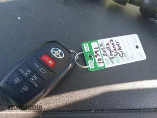 2022 Toyota Sienna XLE with VIN 5TDJRKEC9NS088219, listed as a IAAI auction lot 41820969 with 190,598 mi miles and . Bid and sale history available at DreamBid. Image 11.