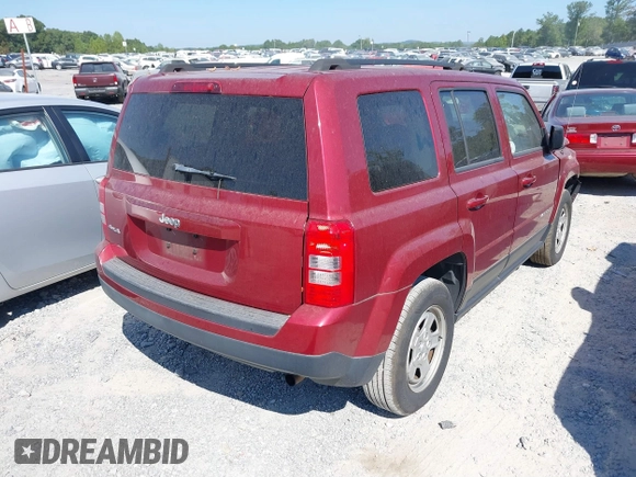 2015 Jeep Patriot Altitude z VIN 1C4NJRBB9FD268780, wystawiony jako IAAI lot #40386558 z przebiegiem 85 756 mil mil oraz . Historia ofert i sprzedaży dostępna na DreamBid. Obrazek 4.