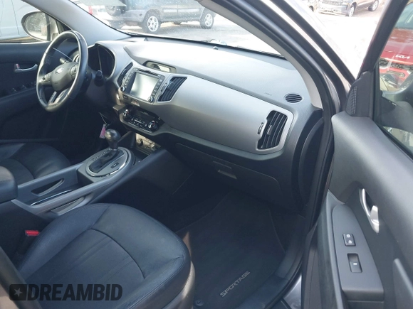 2015 Kia Sportage EX with VIN KNDPCCAC5F7723553, listed as a IAAI auction lot 40984662 with 44,227 mi miles and . Bid and sale history available at DreamBid. Image 5.