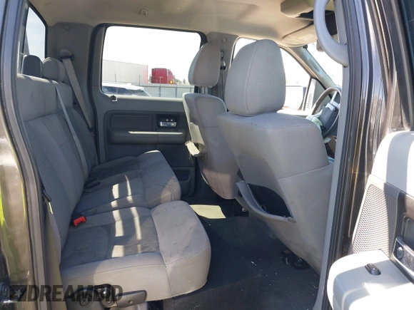 2005 Ford F-150 XLT with VIN 1FTPW14595FB23003, listed as a IAAI auction lot 41881364 with 228,464 mi miles. Bid and sale history available at carsss.com. Image 8.