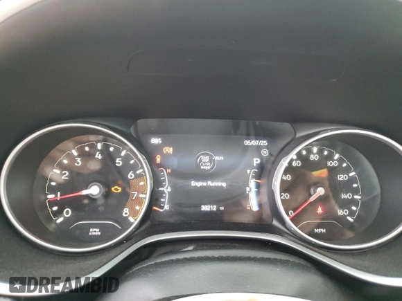 2020 Jeep Compass Latitude with VIN 3C4NJCBBXLT158971, listed as a Copart auction lot 56140245 with 38,212 mi miles and Salvage title. Bid and sale history available at DreamBid. Image 9.