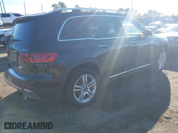 2021 Mercedes-Benz GLB 250 z VIN W1N4M4HB0MW104535, wystawiony jako IAAI lot #41585488 z przebiegiem 33 409 mil mil oraz . Historia ofert i sprzedaży dostępna na DreamBid. Obrazek 4.