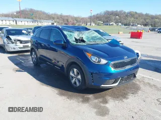 2019 Kia Niro LX with VIN KNDCB3LC3K5256718, listed as a IAAI auction lot 41877386 with 70,373 mi miles. Bid and sale history available at carsss.com. Image 1.
