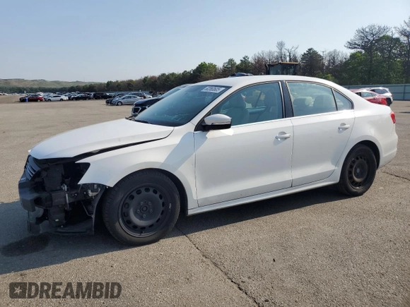 2013 Volkswagen Jetta SE с VIN 3VWDP7AJ3DM403922, выставлен на аукционе Copart как лот 60360605 с пробегом 130 806 миль миль и Списание • Salvage title. История ставок и продаж доступна на DreamBid. Изображение 1.