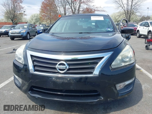 2015 Nissan Altima 2.5 S with VIN 1N4AL3AP7FN891964, listed as a IAAI auction lot 42011031 with 133,863 mi miles. Bid and sale history available at carsss.com. Image 12.