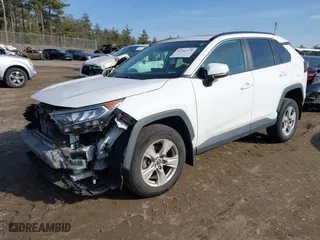 2019 Toyota RAV4 XLE with VIN 2T3P1RFV8KC042452, listed as a IAAI auction lot 41761379 with 38,063 mi miles. Bid and sale history available at carsss.com. Image 18.